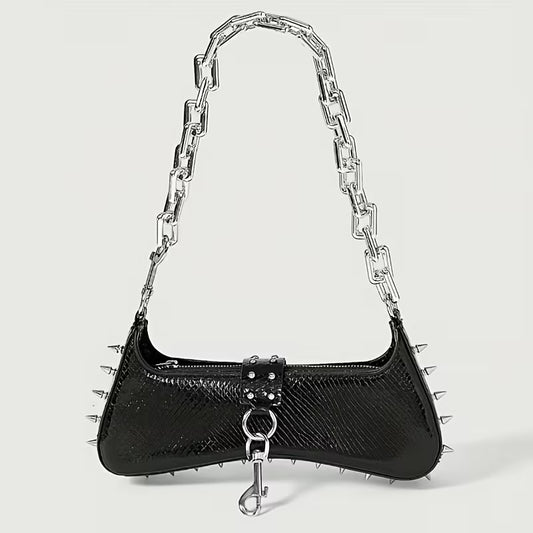 スパイク付きバッグ