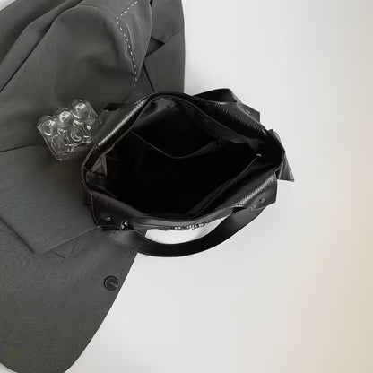 クラシックなゴシックバッグ